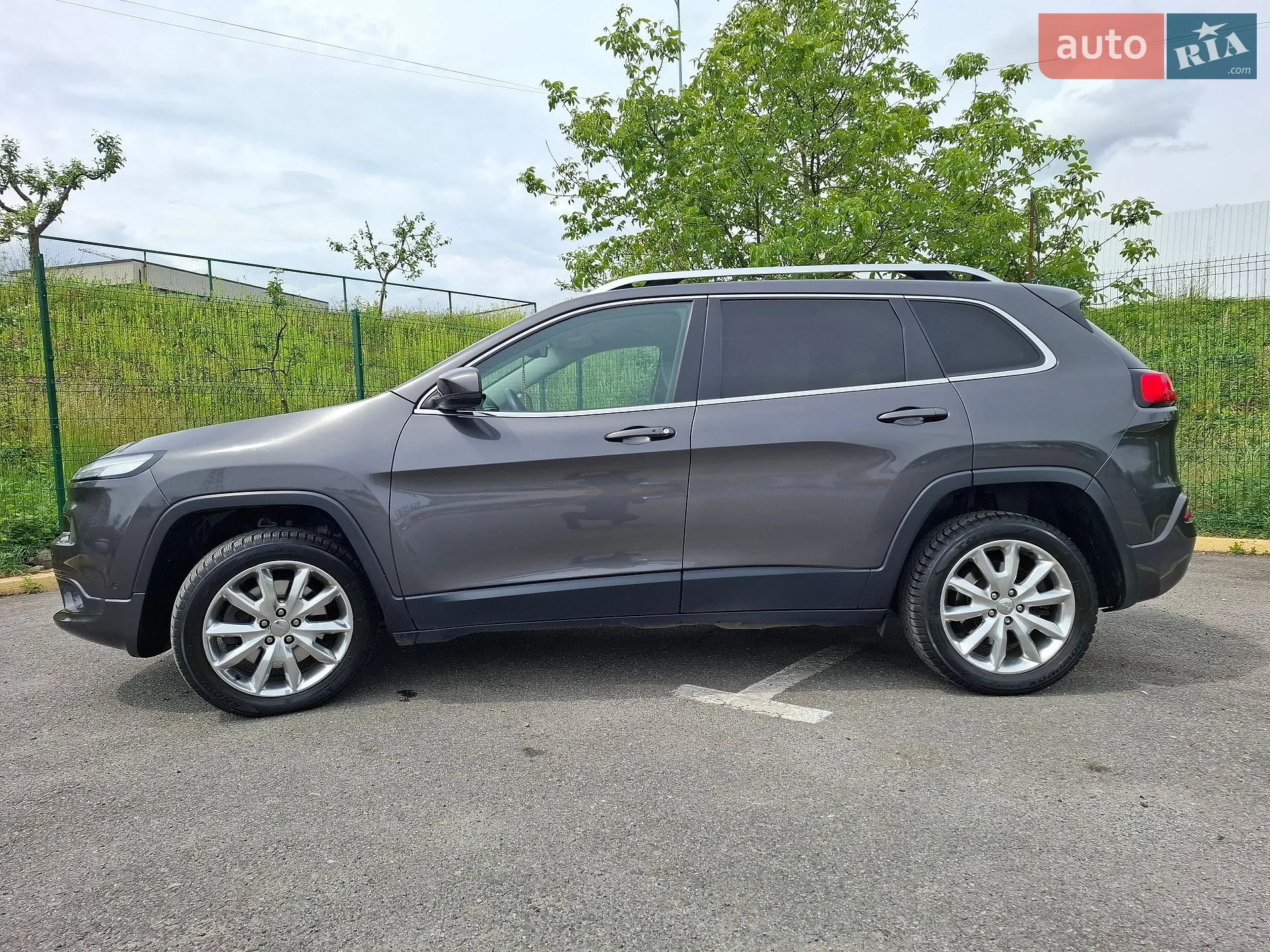 2016 Jeep Cherokee - мініатюра 6