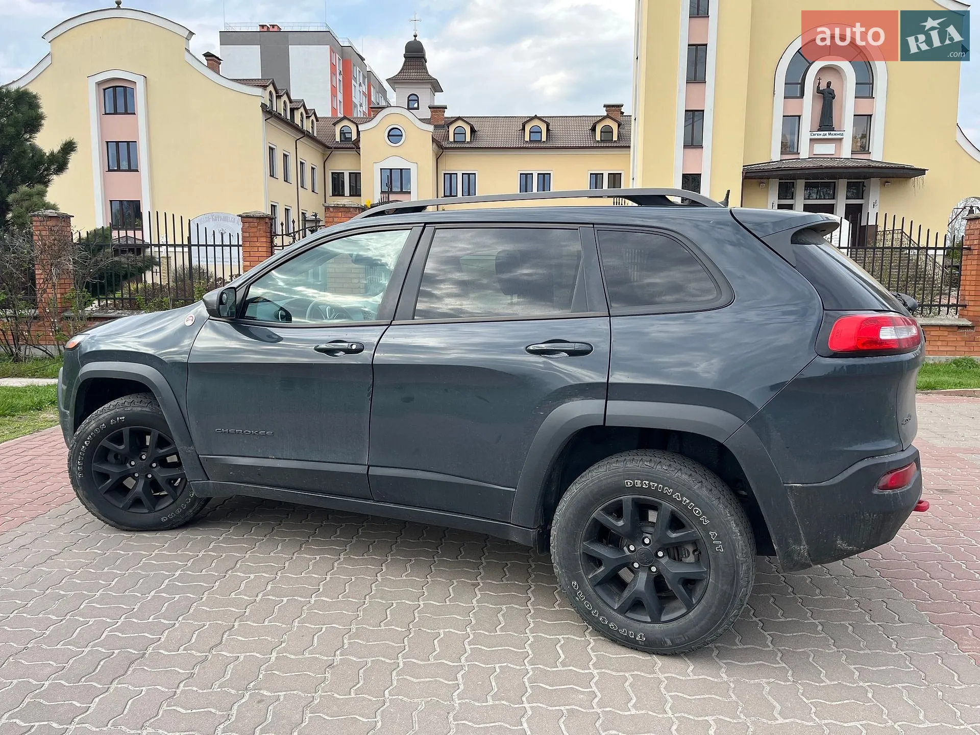 2015 Jeep Cherokee - мініатюра 6