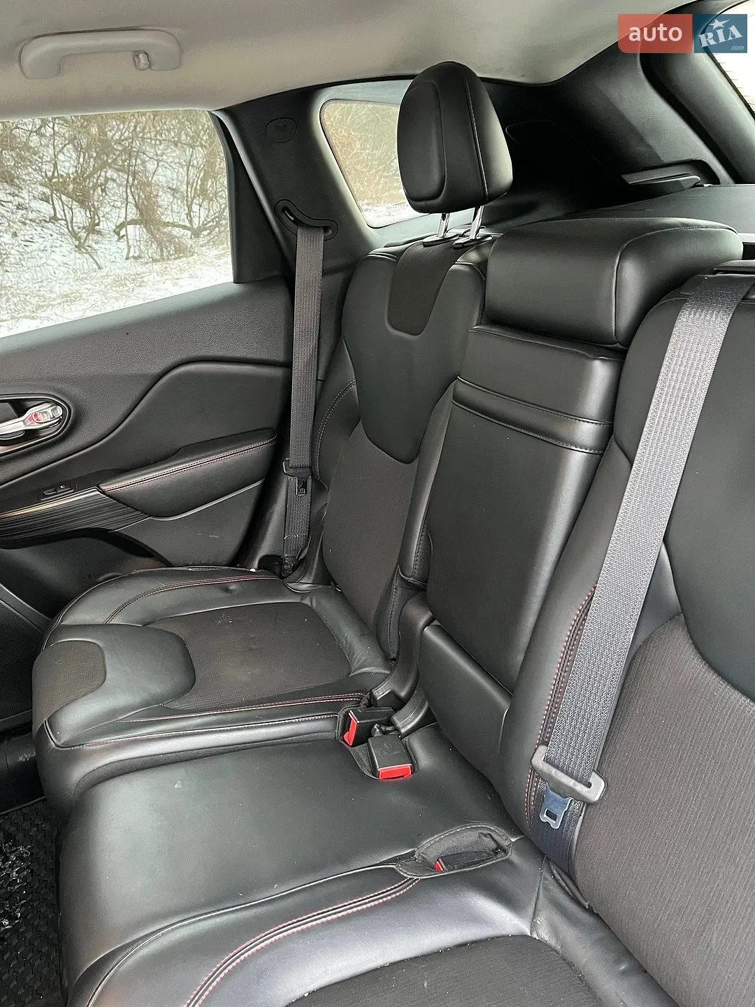 2015 Jeep Cherokee - мініатюра 14
