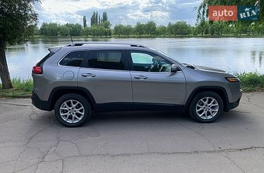 Внедорожник / Кроссовер Jeep Cherokee 2017 в Ровно