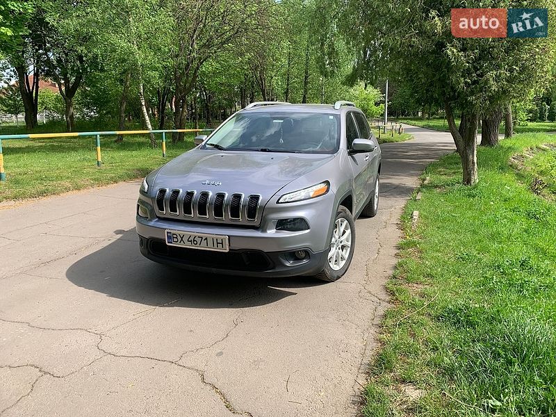 Внедорожник / Кроссовер Jeep Cherokee 2017 в Ровно