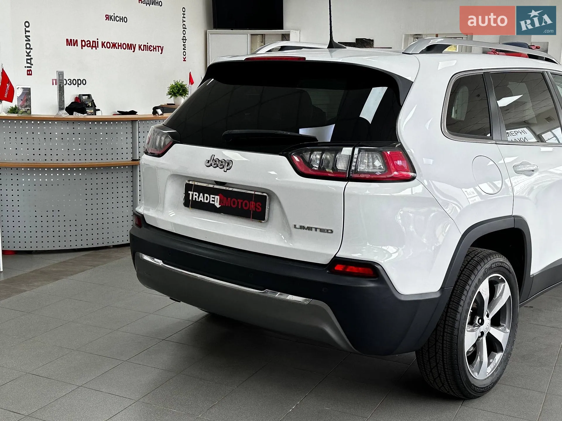 2019 Jeep Cherokee - мініатюра 9