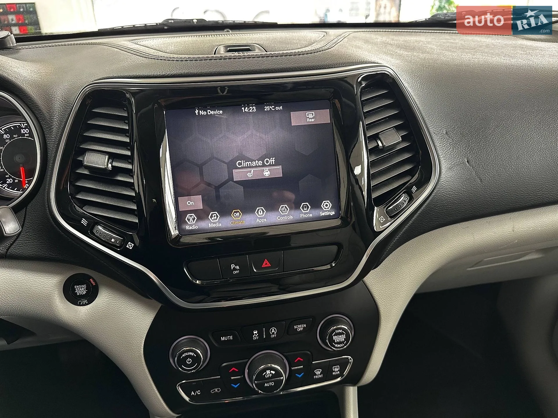 2019 Jeep Cherokee - мініатюра 35