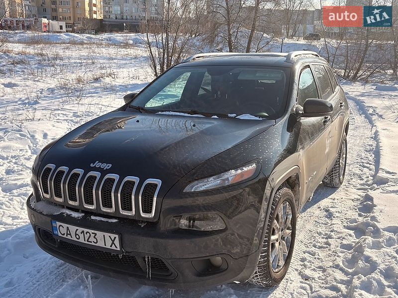Внедорожник / Кроссовер Jeep Cherokee 2017 в Черкассах