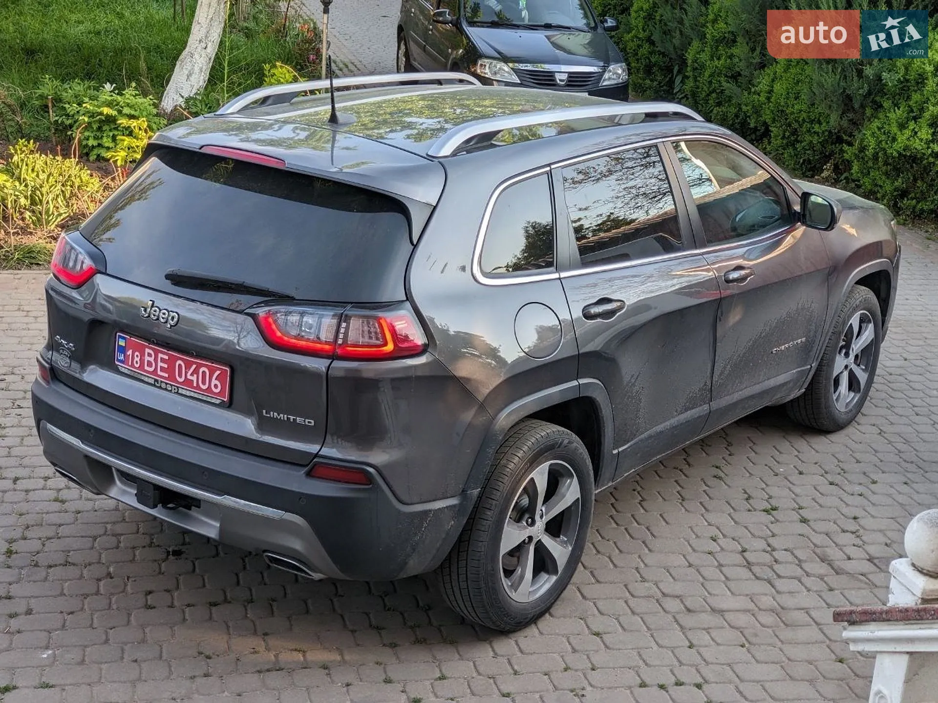 2018 Jeep Cherokee - мініатюра 28