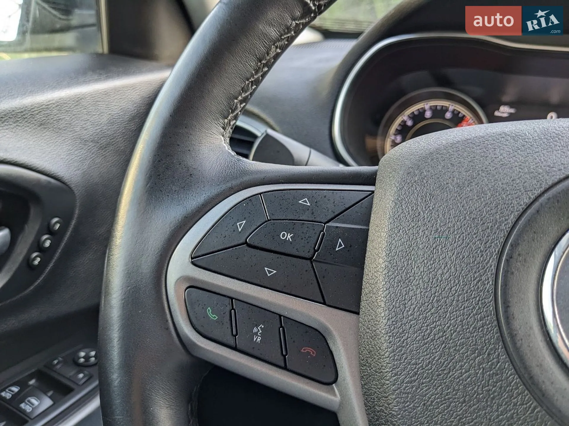 2018 Jeep Cherokee - мініатюра 65