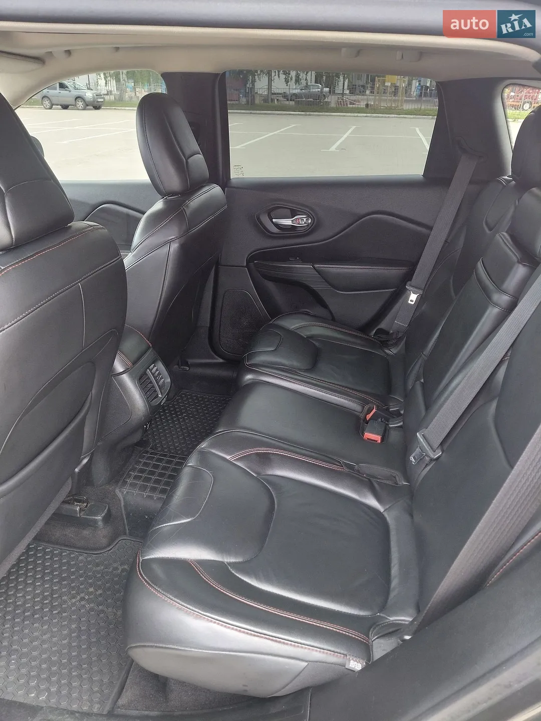 2015 Jeep Cherokee - мініатюра 11