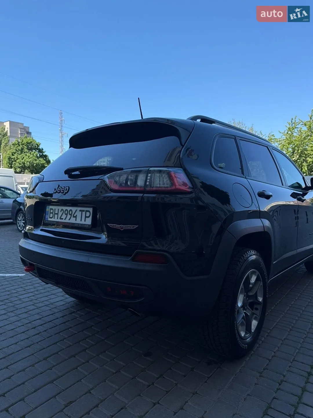 2018 Jeep Cherokee - мініатюра 14