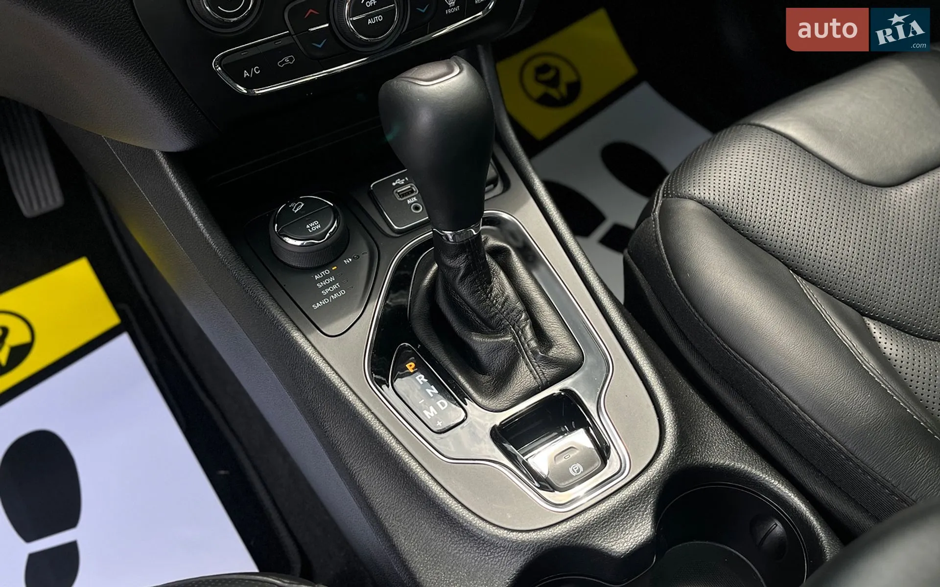 2019 Jeep Cherokee - мініатюра 22