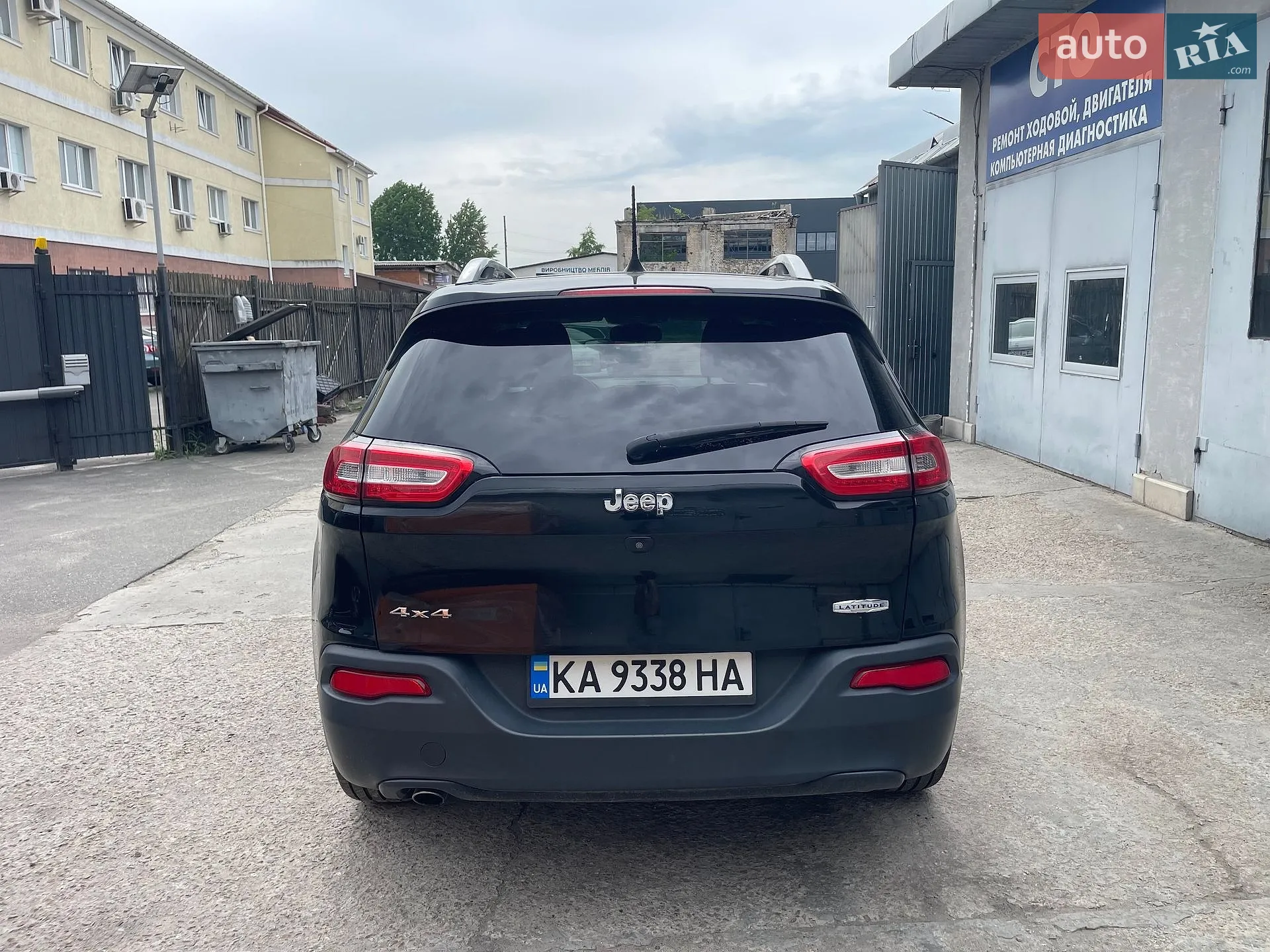 2016 Jeep Cherokee - мініатюра 24