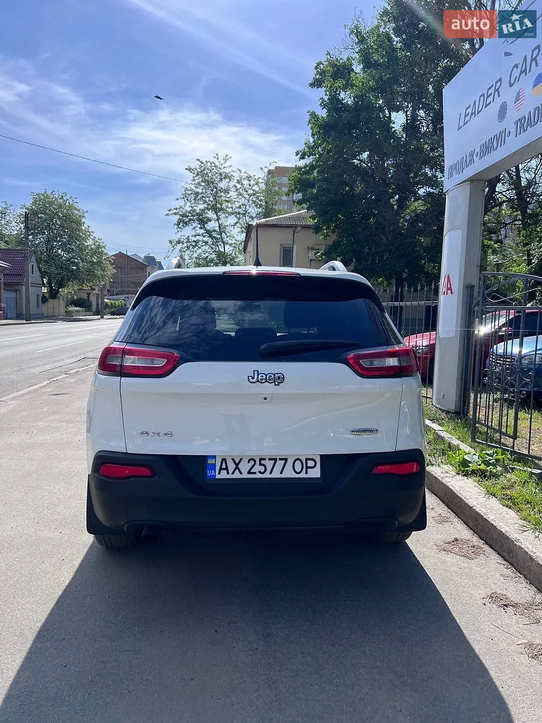2015 Jeep Cherokee - мініатюра 4