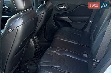 Внедорожник / Кроссовер Jeep Cherokee 2020 в Днепре фото 18 Внедорожник / Кроссовер Jeep Cherokee 2020 в Днепре
