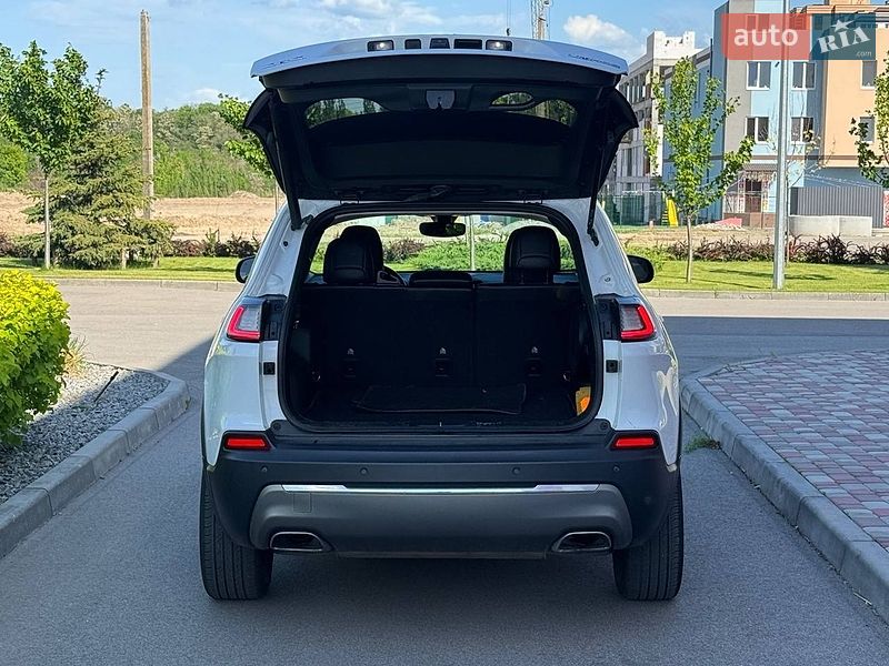 Внедорожник / Кроссовер Jeep Cherokee 2020 в Днепре фото 7 Внедорожник / Кроссовер Jeep Cherokee 2020 в Днепре
