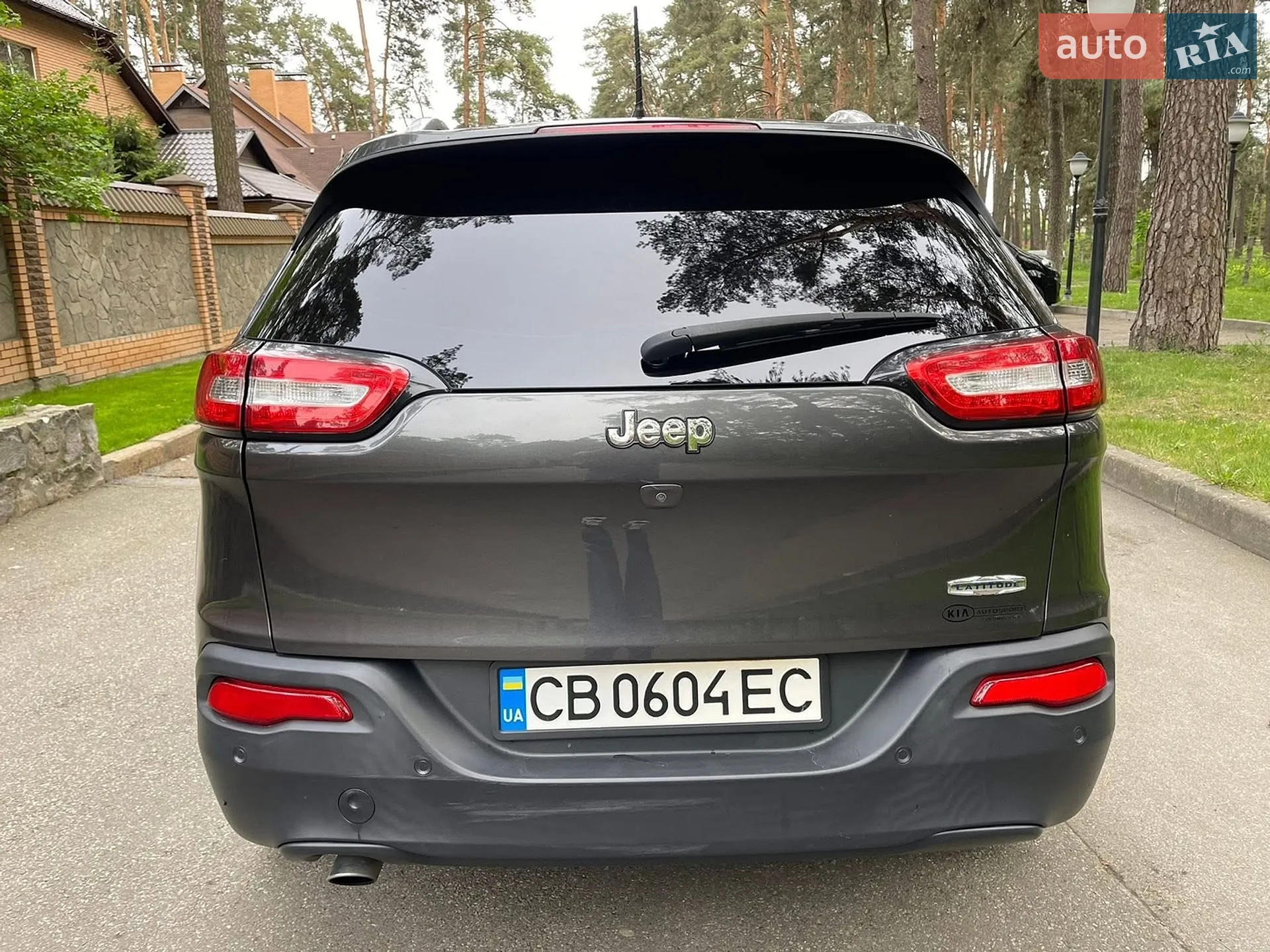 2016 Jeep Cherokee - мініатюра 4
