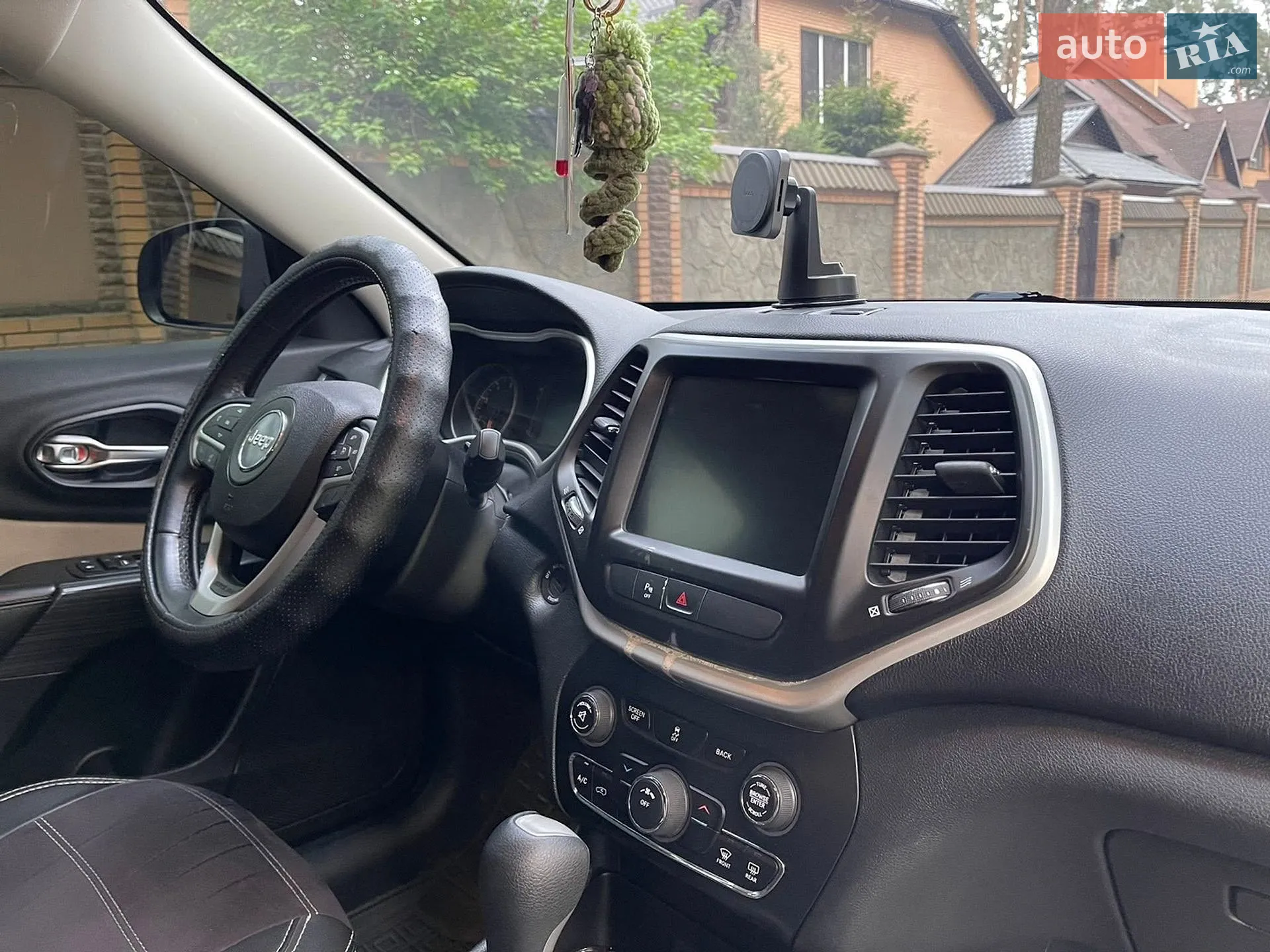 2016 Jeep Cherokee - мініатюра 9