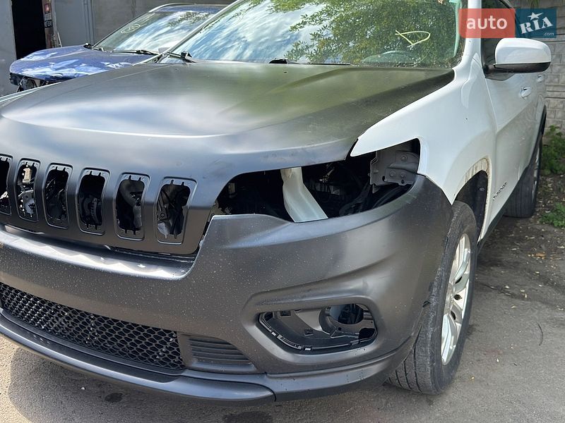 Внедорожник / Кроссовер Jeep Cherokee 2018 в Ровно