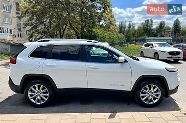 Внедорожник / Кроссовер Jeep Cherokee 2016 в Львове