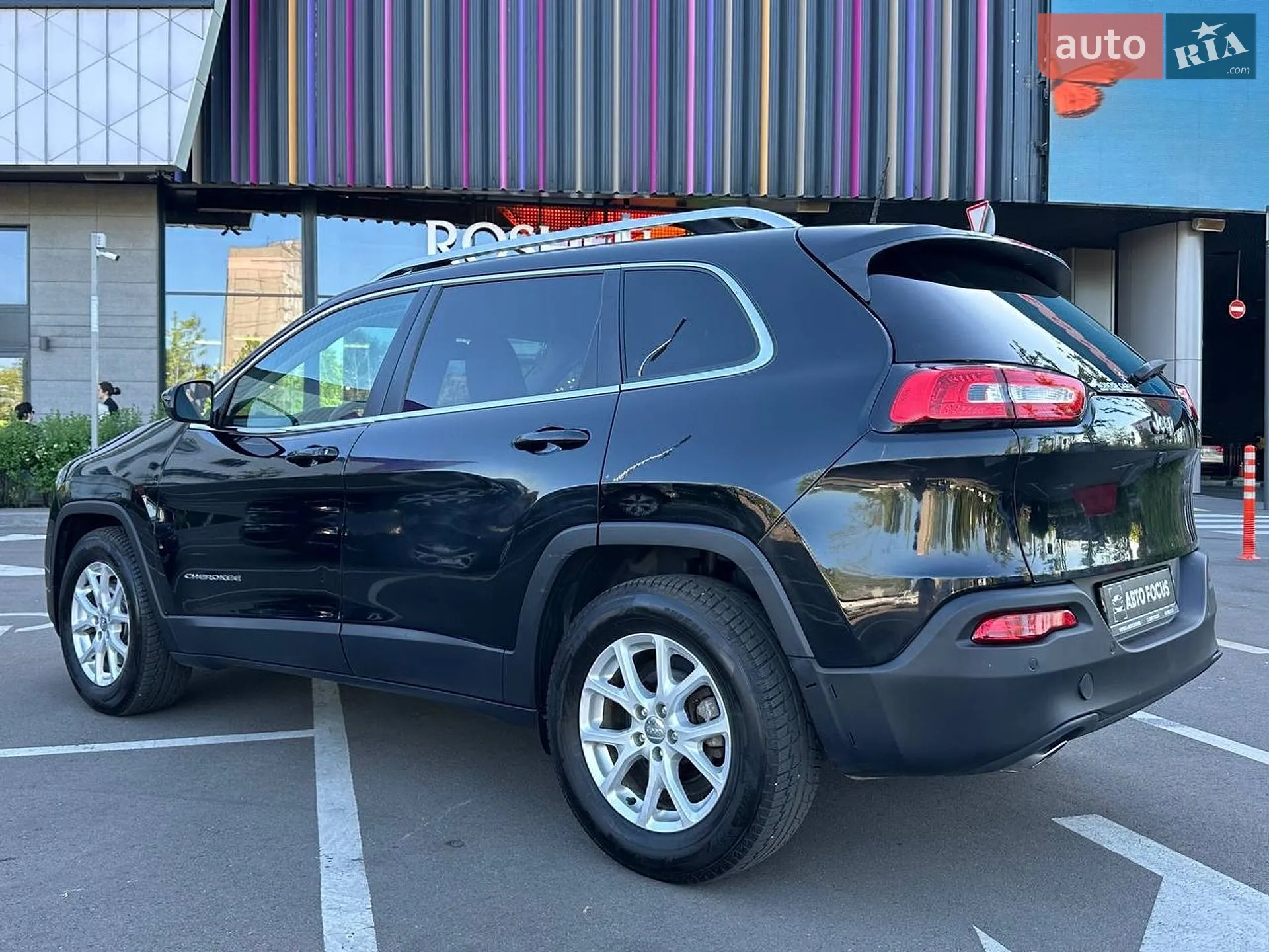 2017 Jeep Cherokee - мініатюра 5