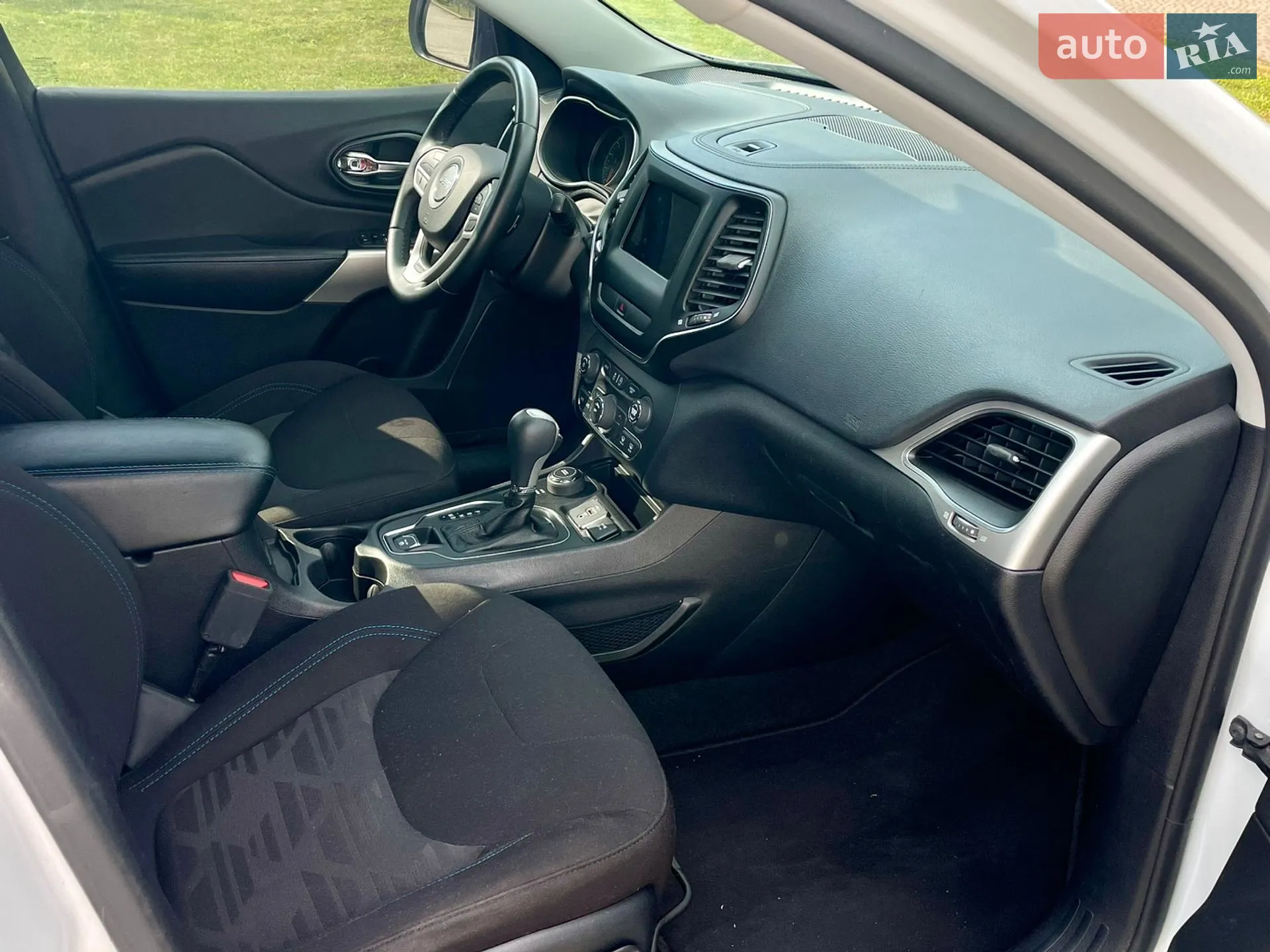 2019 Jeep Cherokee - мініатюра 7