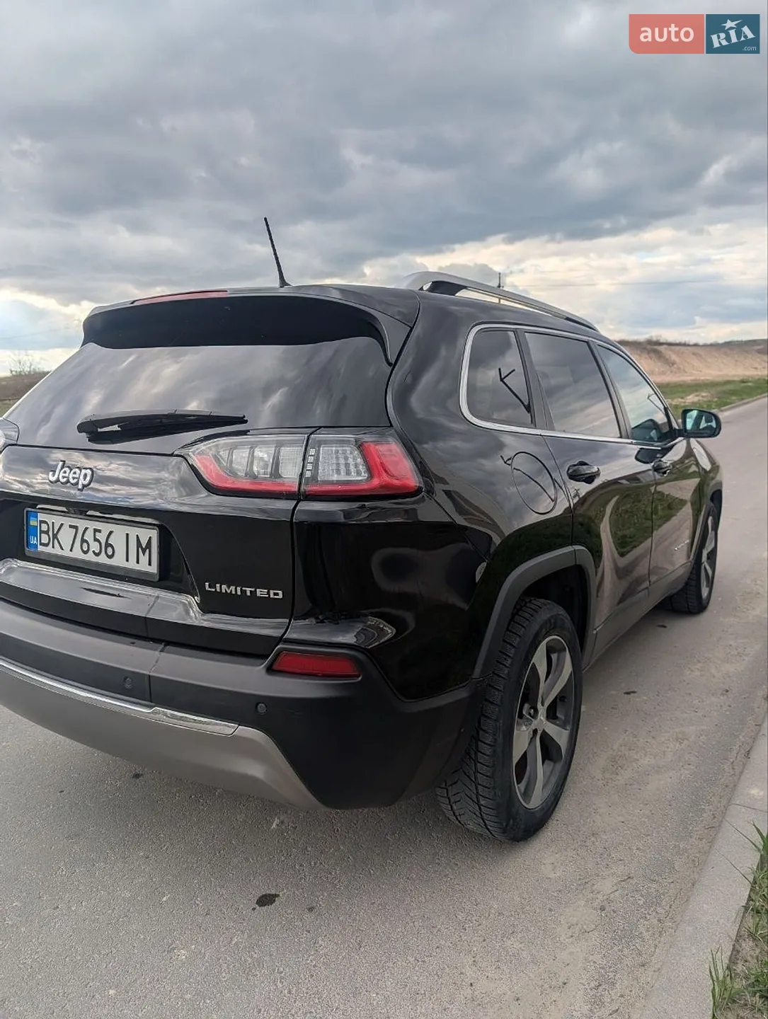 2019 Jeep Cherokee - мініатюра 8