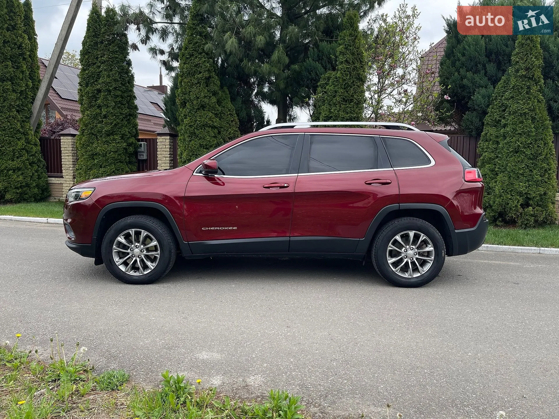 2019 Jeep Cherokee - мініатюра 17