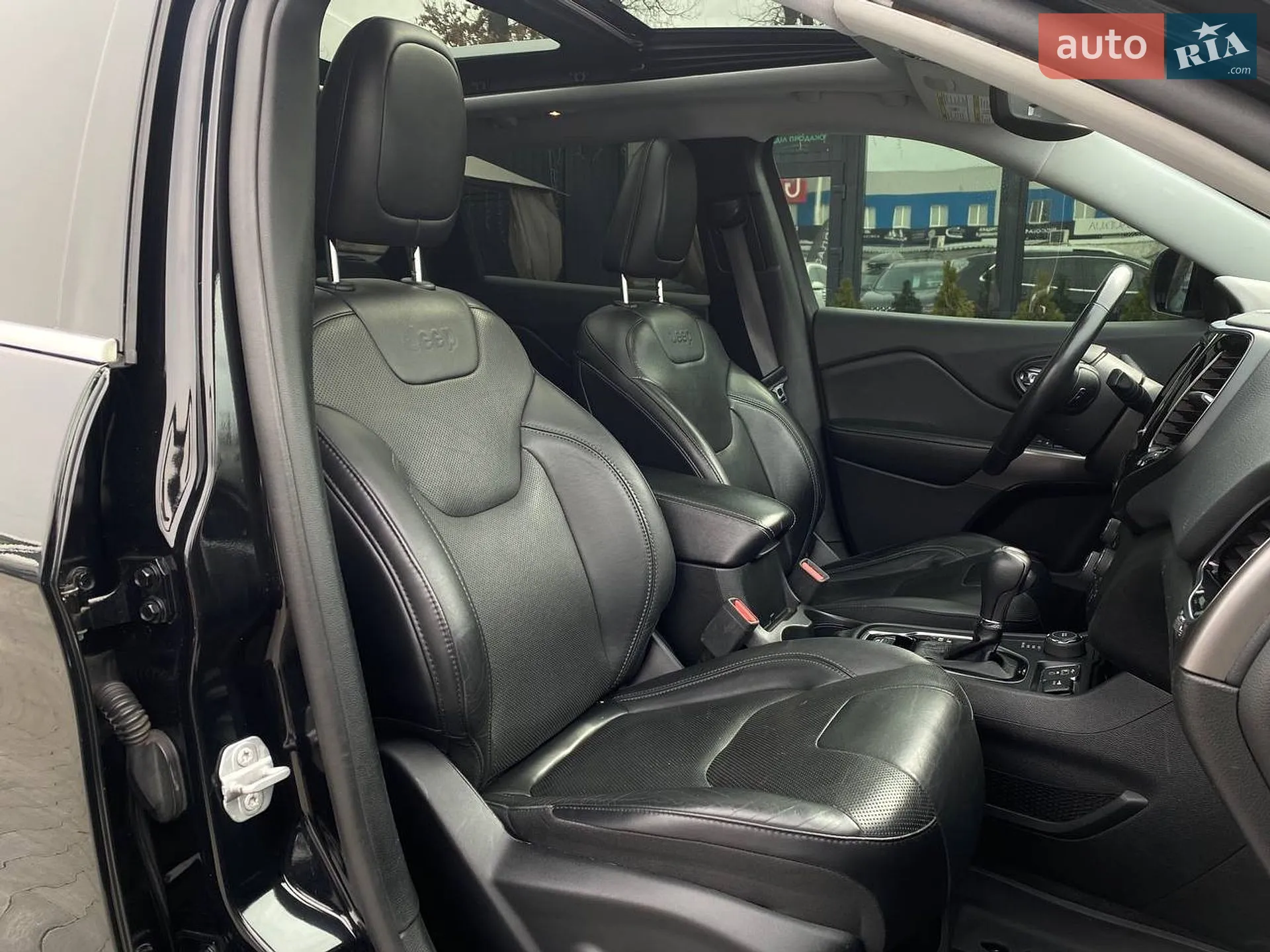 2018 Jeep Cherokee - мініатюра 31