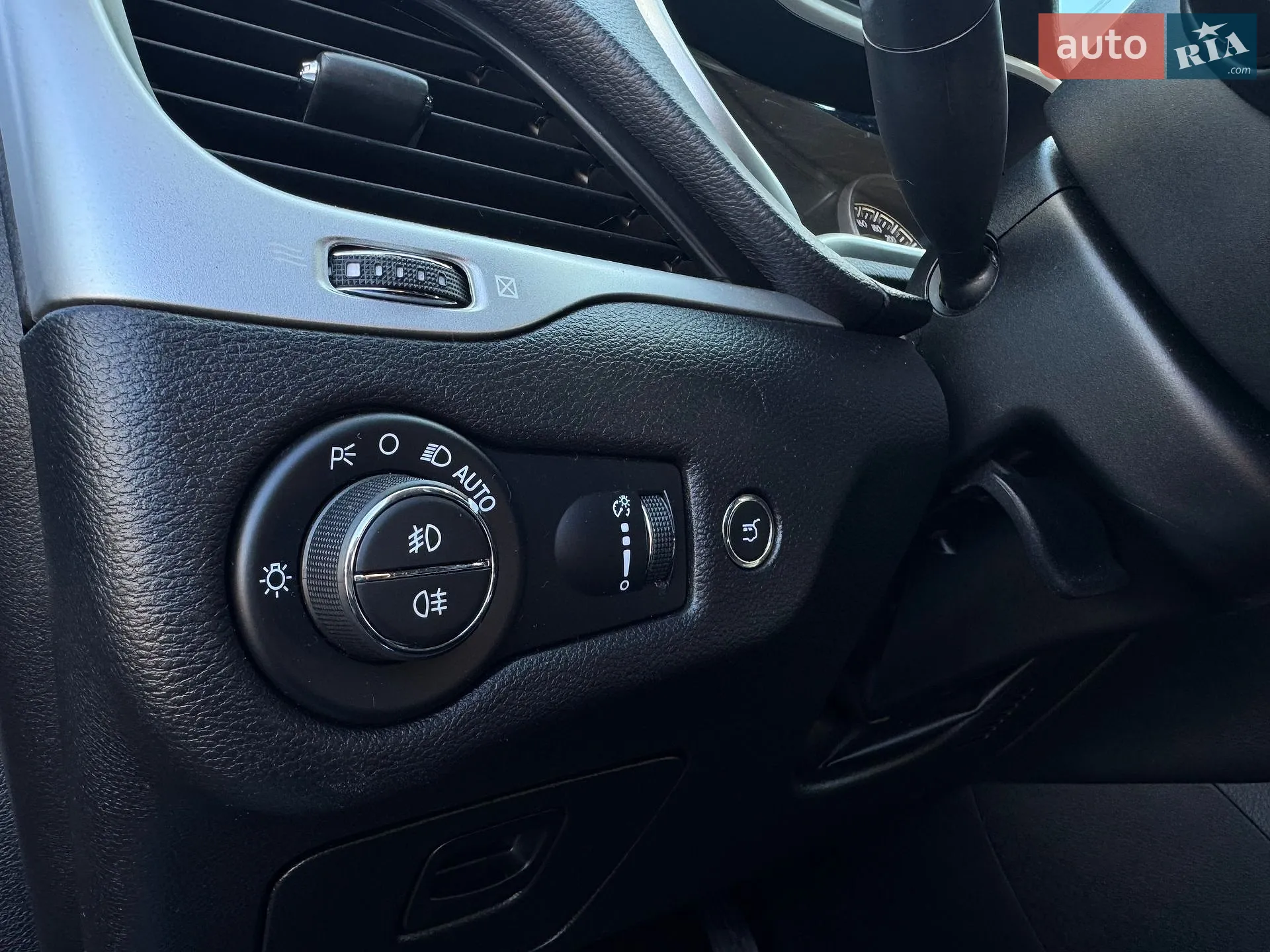 2016 Jeep Cherokee - мініатюра 18