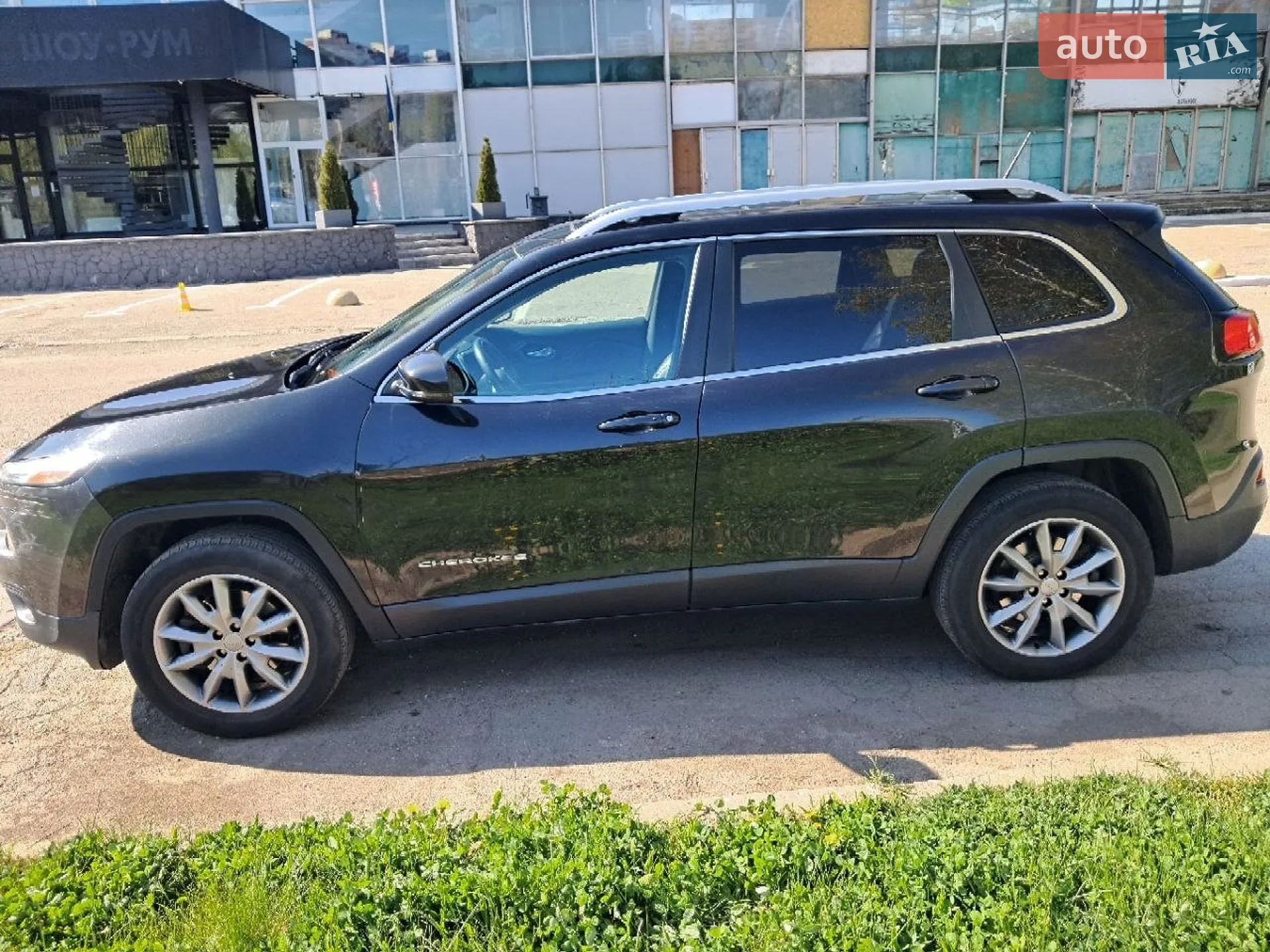 2013 Jeep Cherokee - мініатюра 3