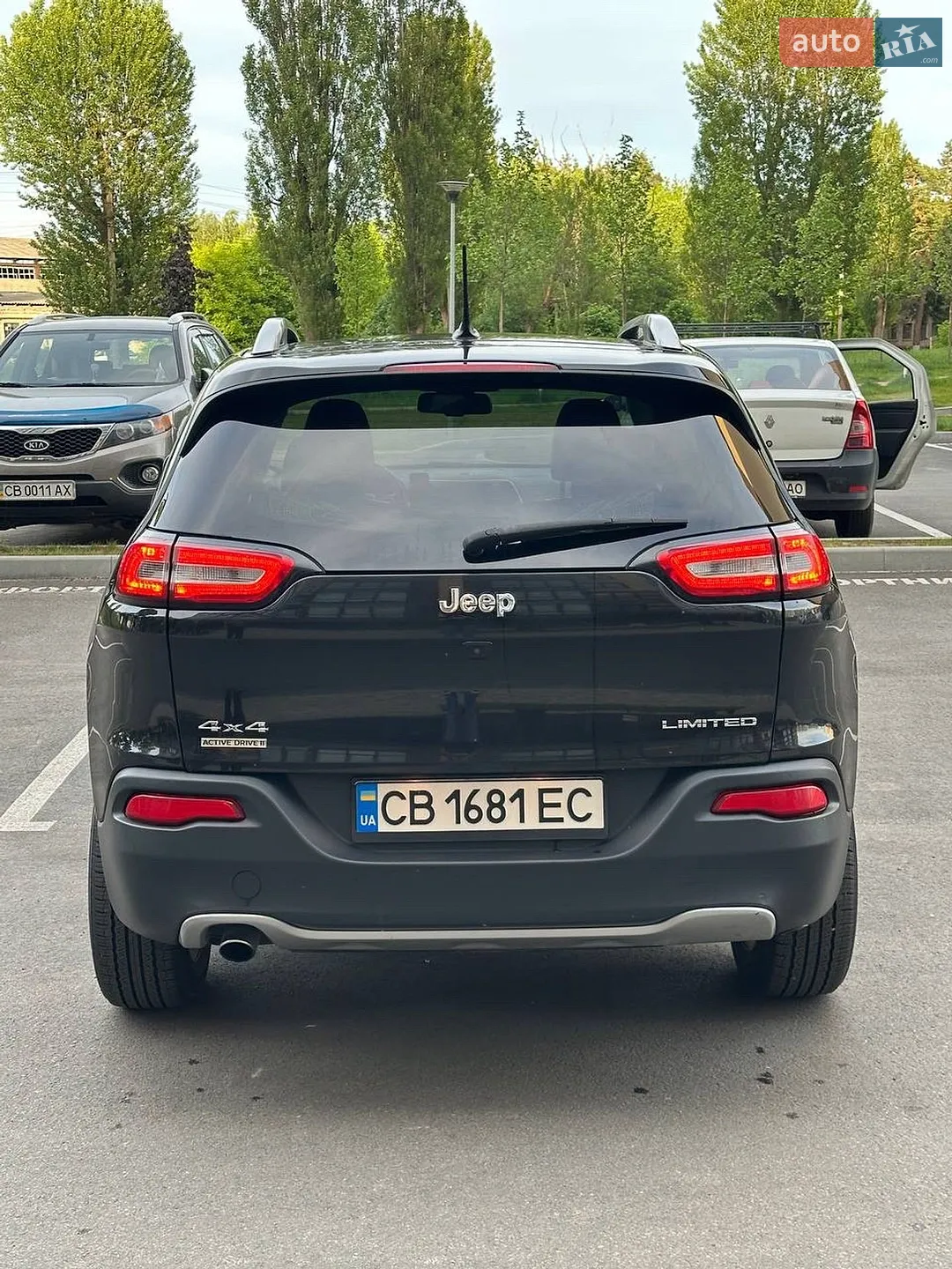 2015 Jeep Cherokee - мініатюра 10