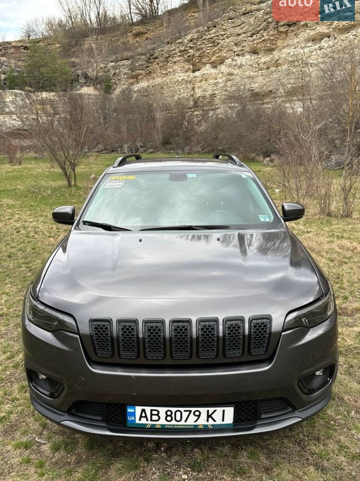 2019 Jeep Cherokee - фото 1