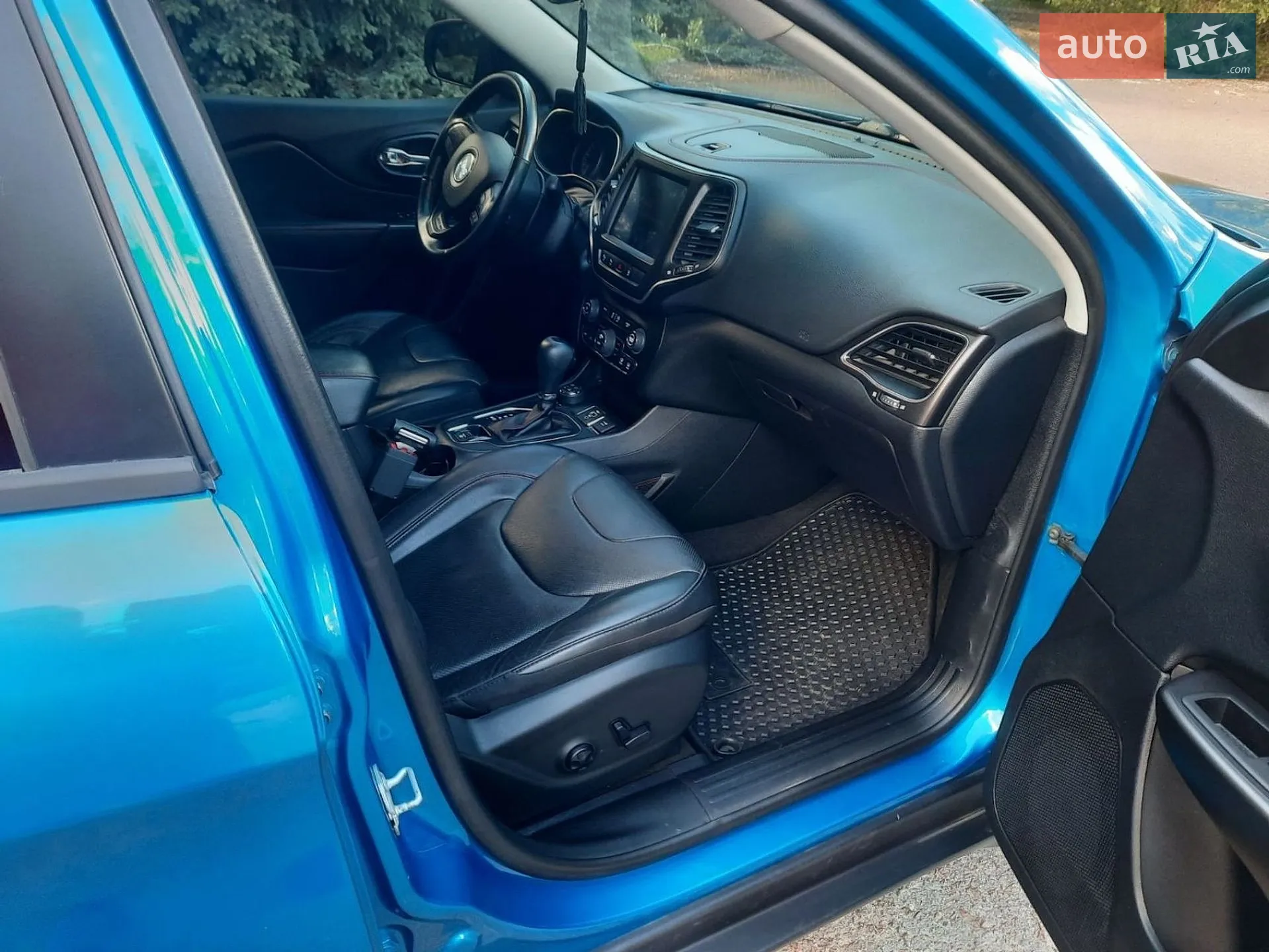 2019 Jeep Cherokee - мініатюра 11