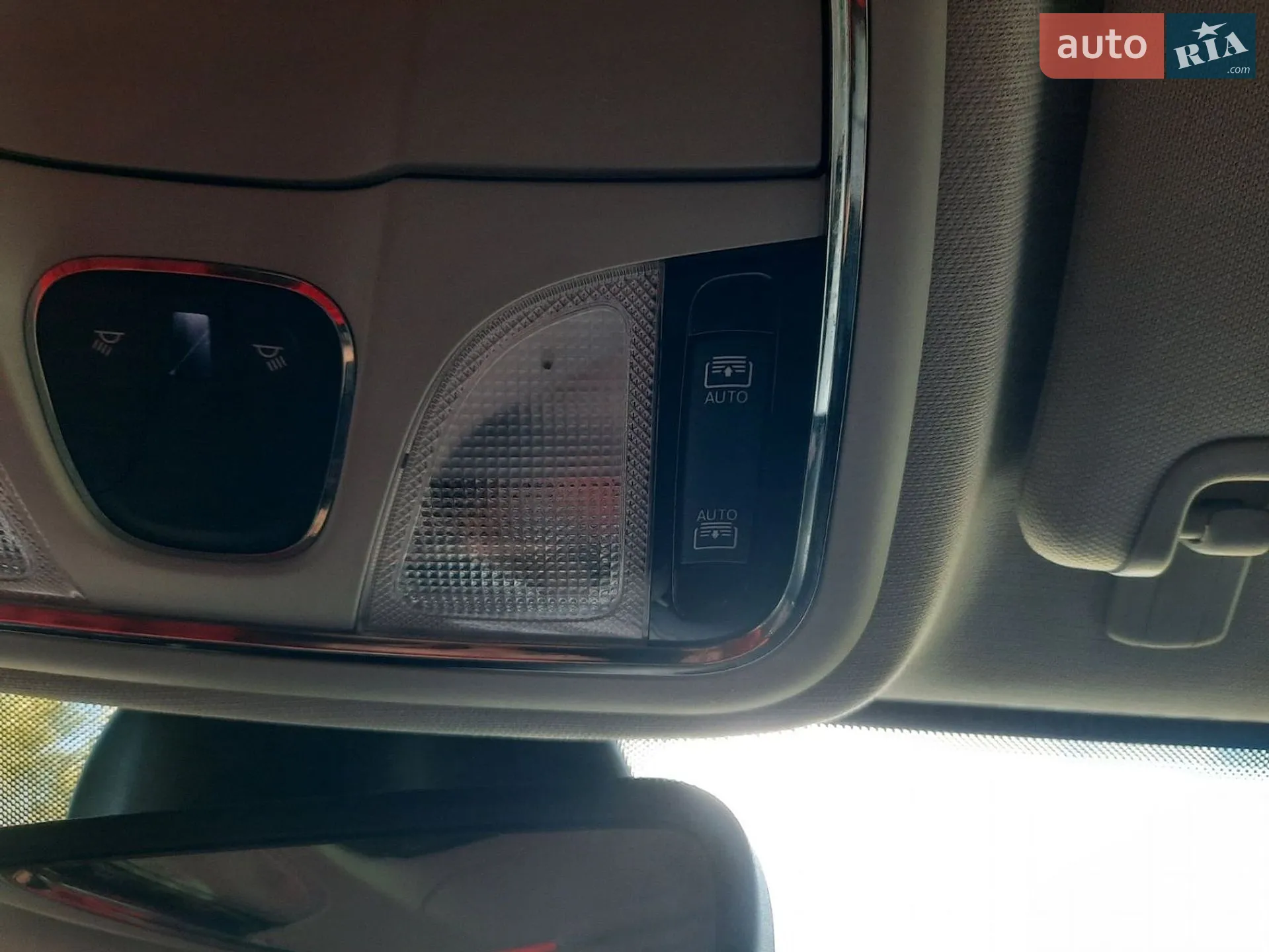 2019 Jeep Cherokee - мініатюра 18