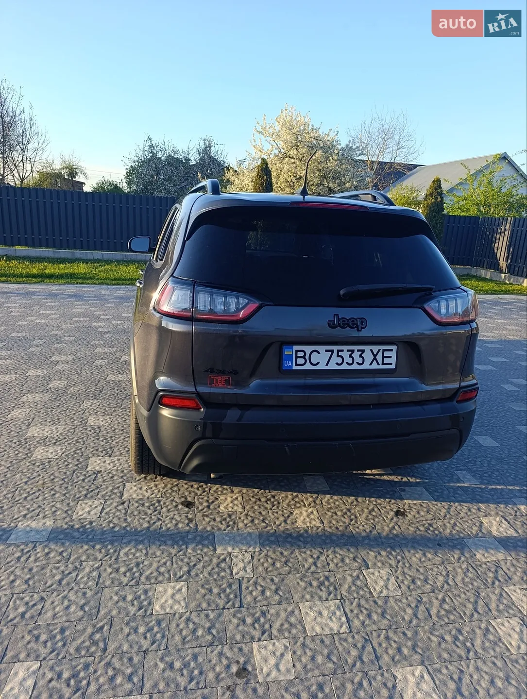 2023 Jeep Cherokee - мініатюра 13