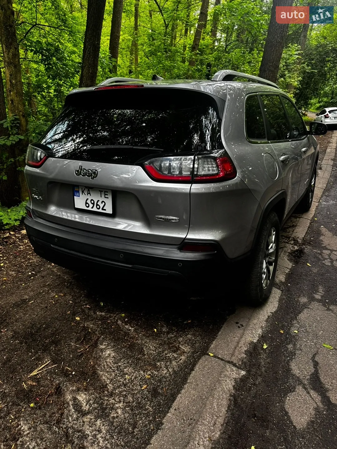 2018 Jeep Cherokee - мініатюра 9
