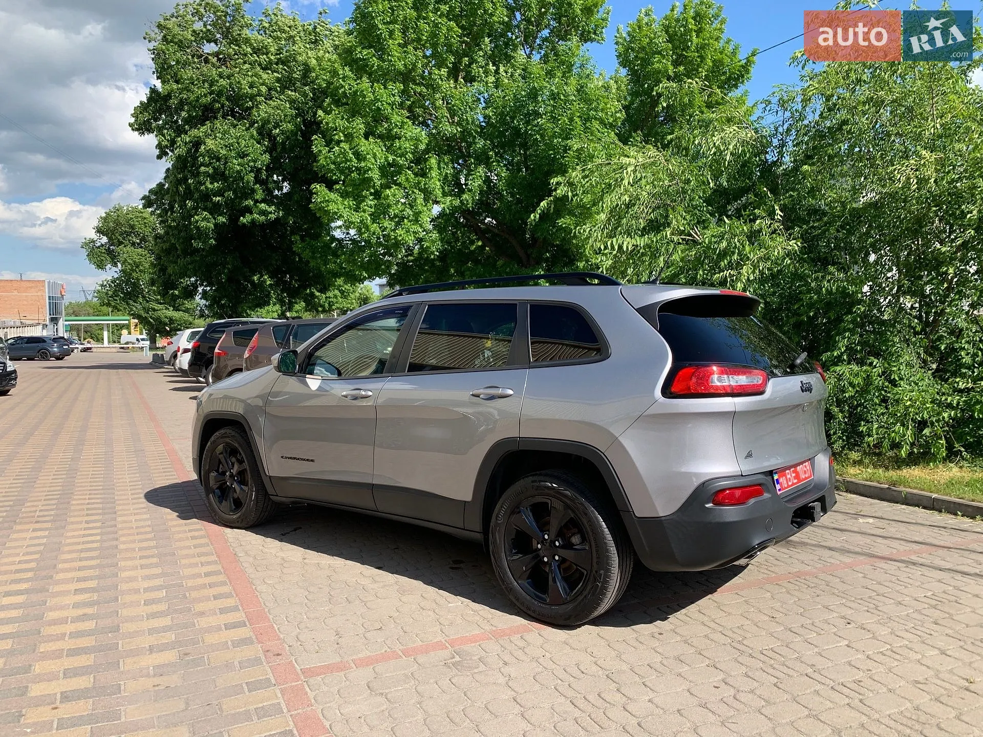 2015 Jeep Cherokee - мініатюра 16
