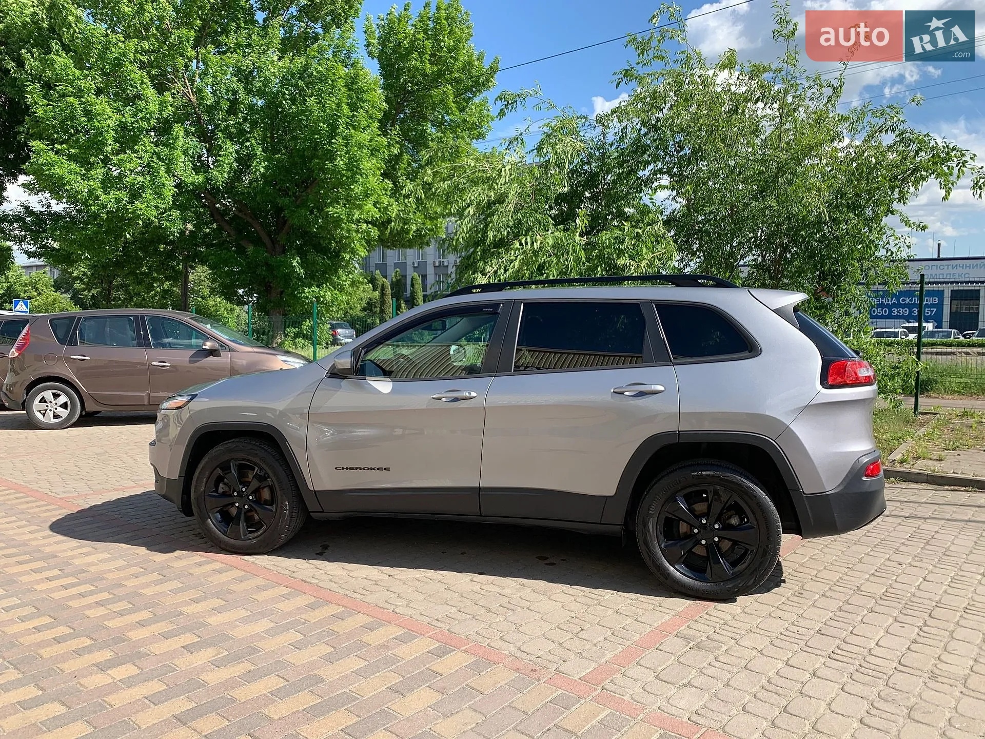2015 Jeep Cherokee - мініатюра 18