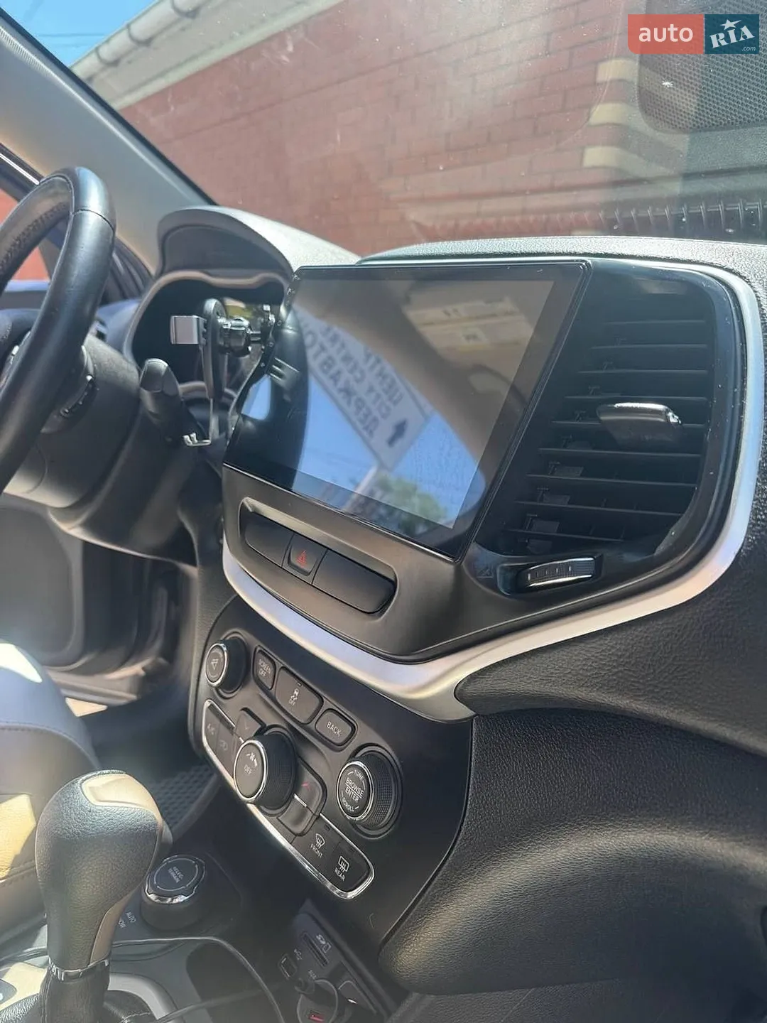 2016 Jeep Cherokee - мініатюра 32