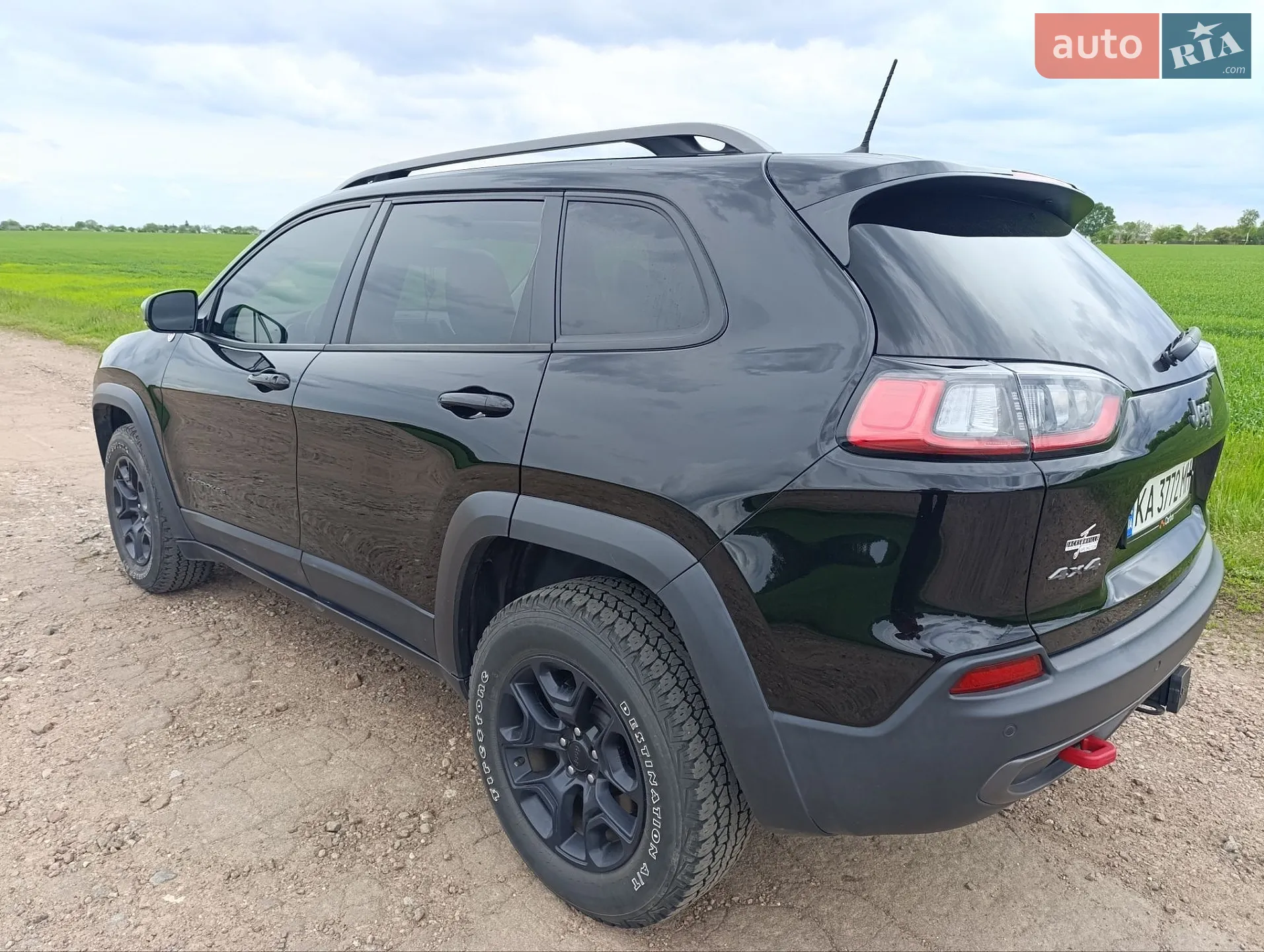2020 Jeep Cherokee - мініатюра 14