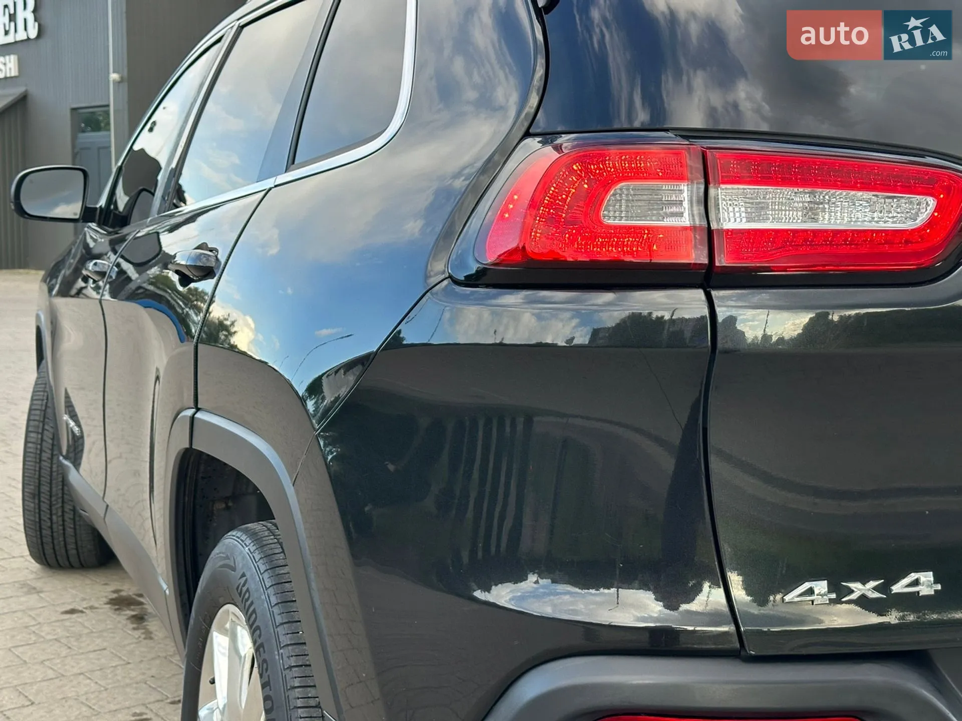 2015 Jeep Cherokee - мініатюра 25