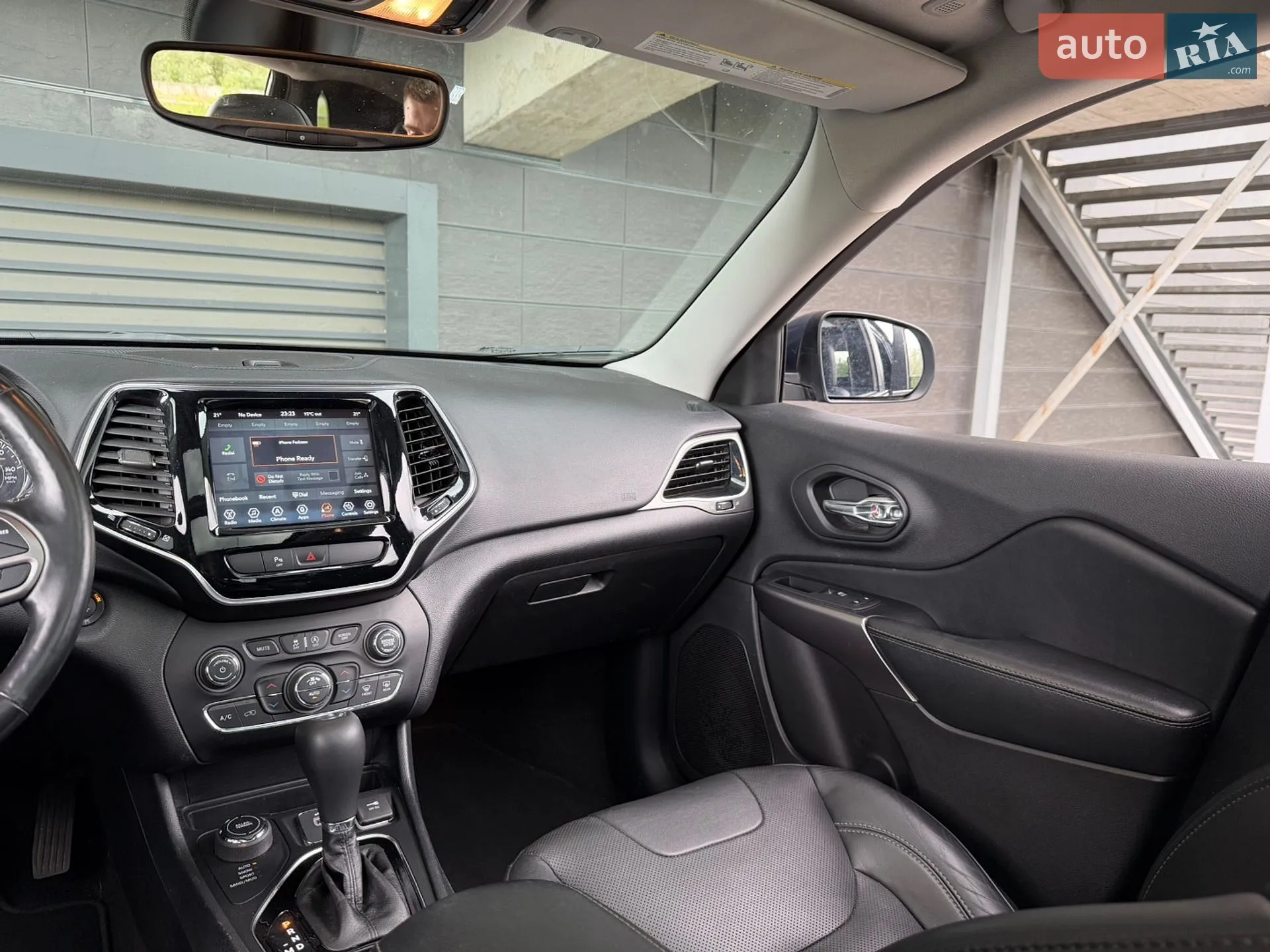2019 Jeep Cherokee - мініатюра 15