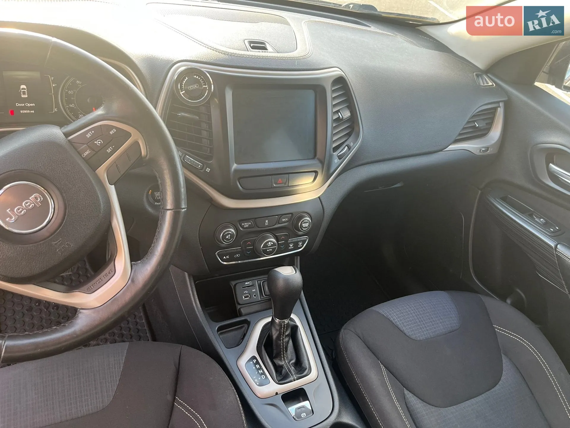 2015 Jeep Cherokee - мініатюра 12