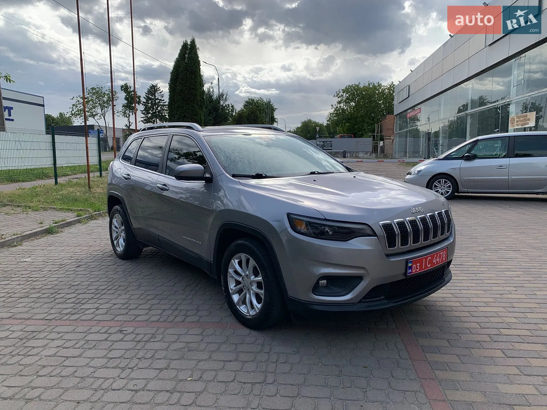 2019 Jeep Cherokee - мініатюра 17