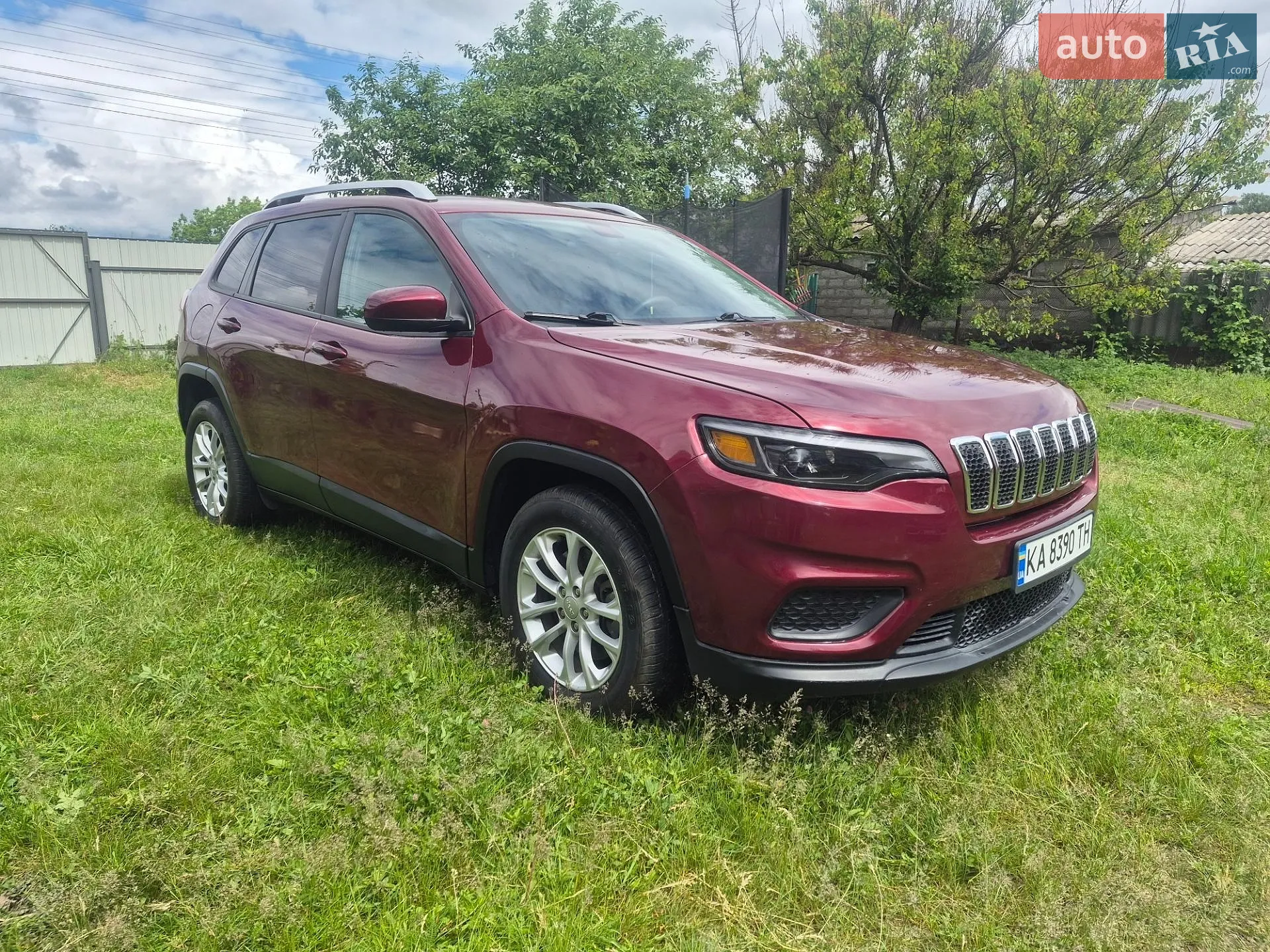 2020 Jeep Cherokee - фото 1