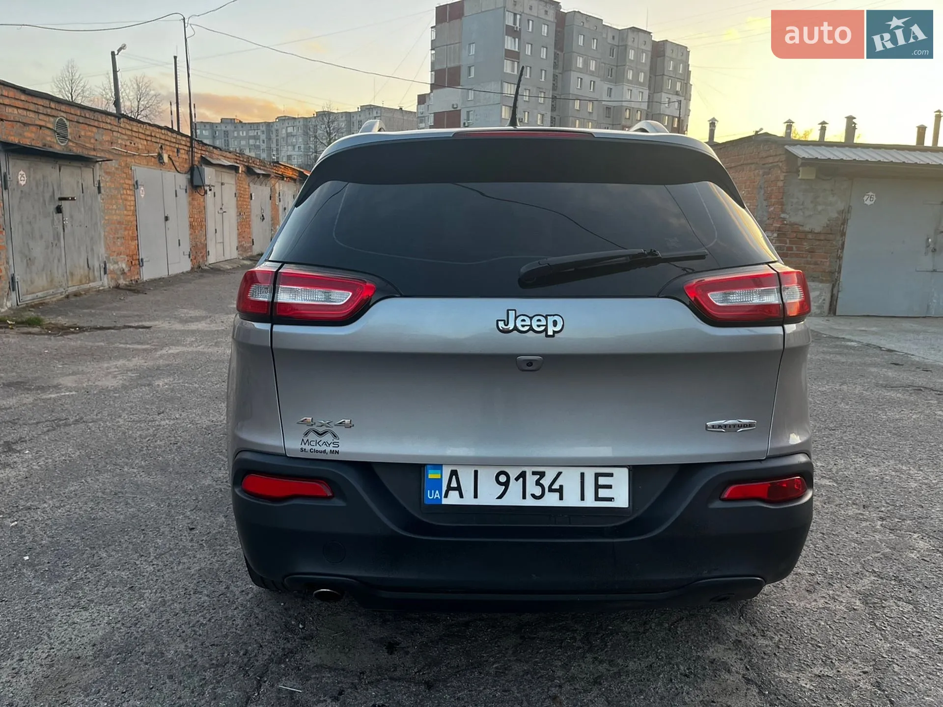2016 Jeep Cherokee - мініатюра 5