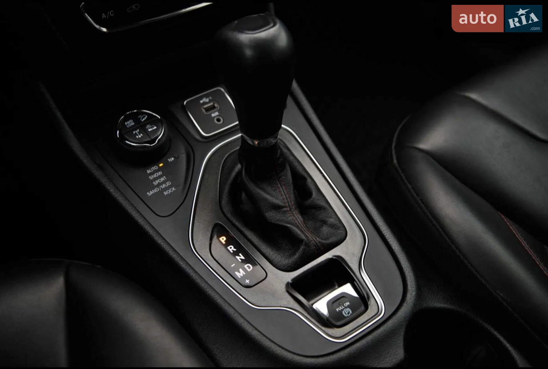 2019 Jeep Cherokee - мініатюра 10