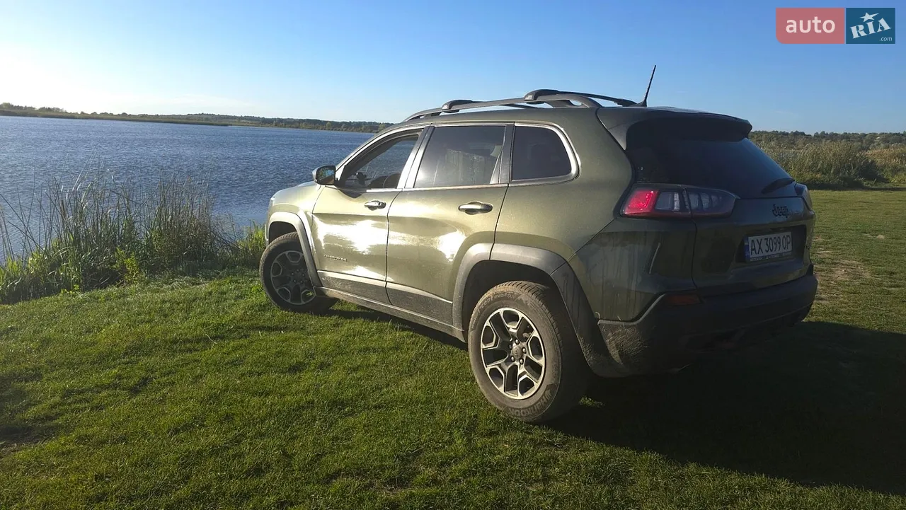 2020 Jeep Cherokee - мініатюра 19