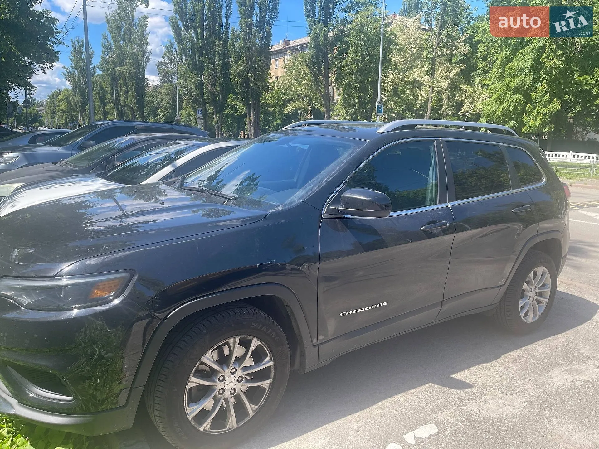2019 Jeep Cherokee - мініатюра 2