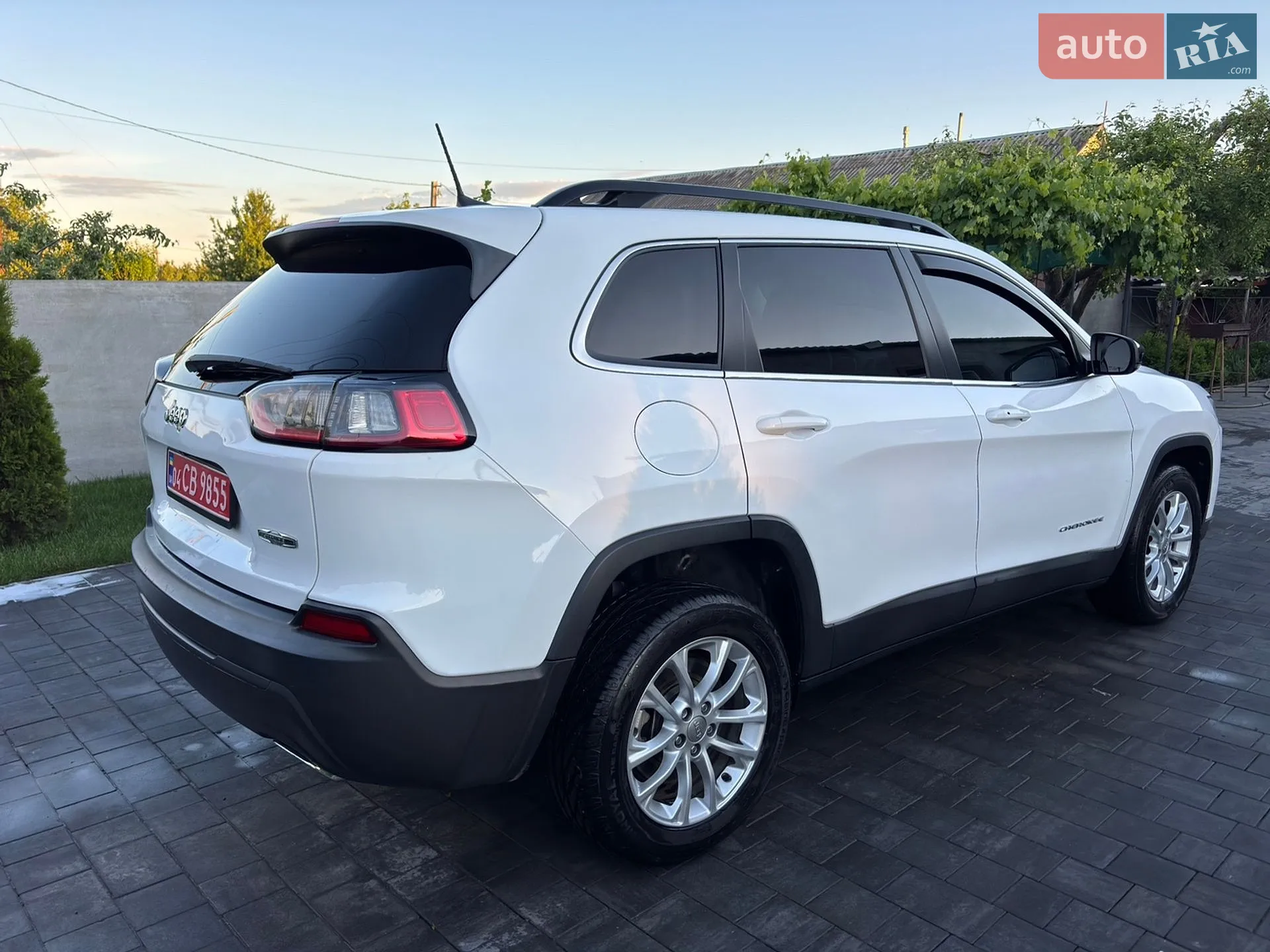 2022 Jeep Cherokee - мініатюра 11