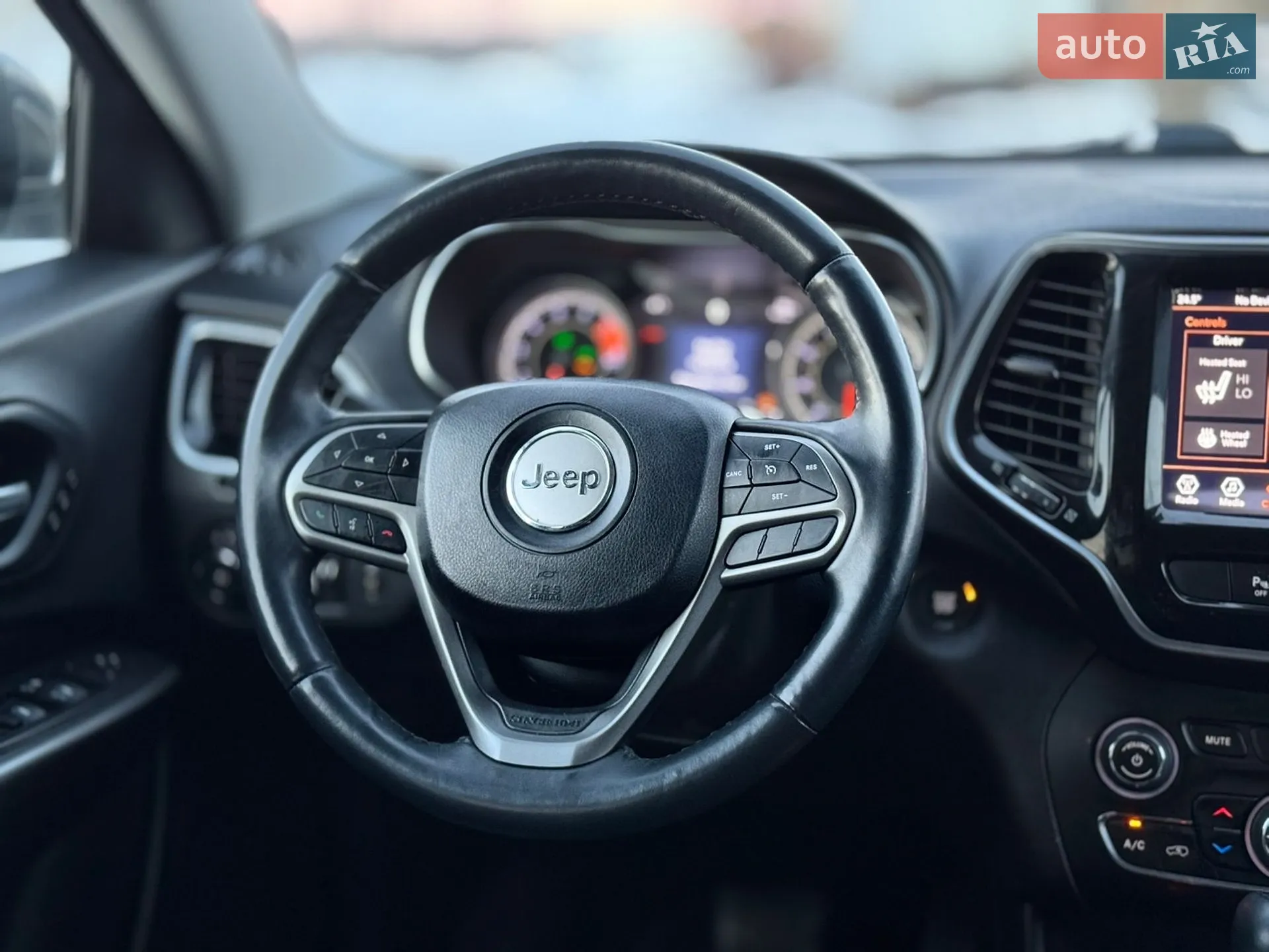 2018 Jeep Cherokee - мініатюра 33