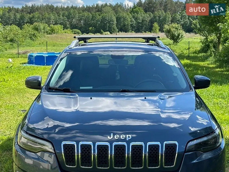 Jeep Cherokee